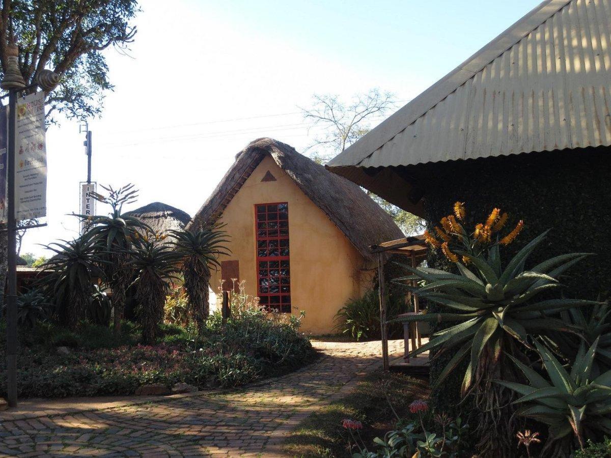 Malandela'S Guest House Malkerns エクステリア 写真